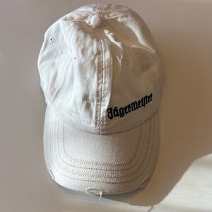 Jägermeister White Cap